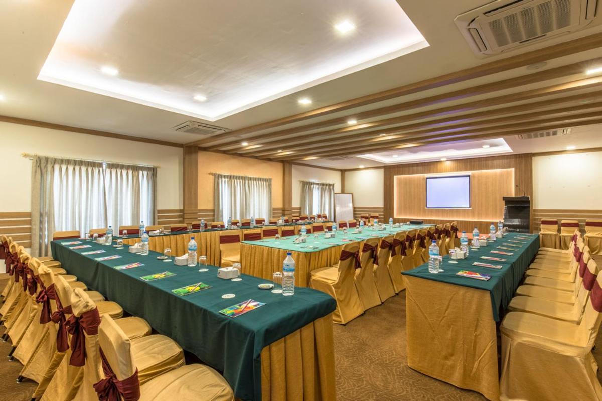 Park Safari Resort, Chitwan National Park Exterior foto