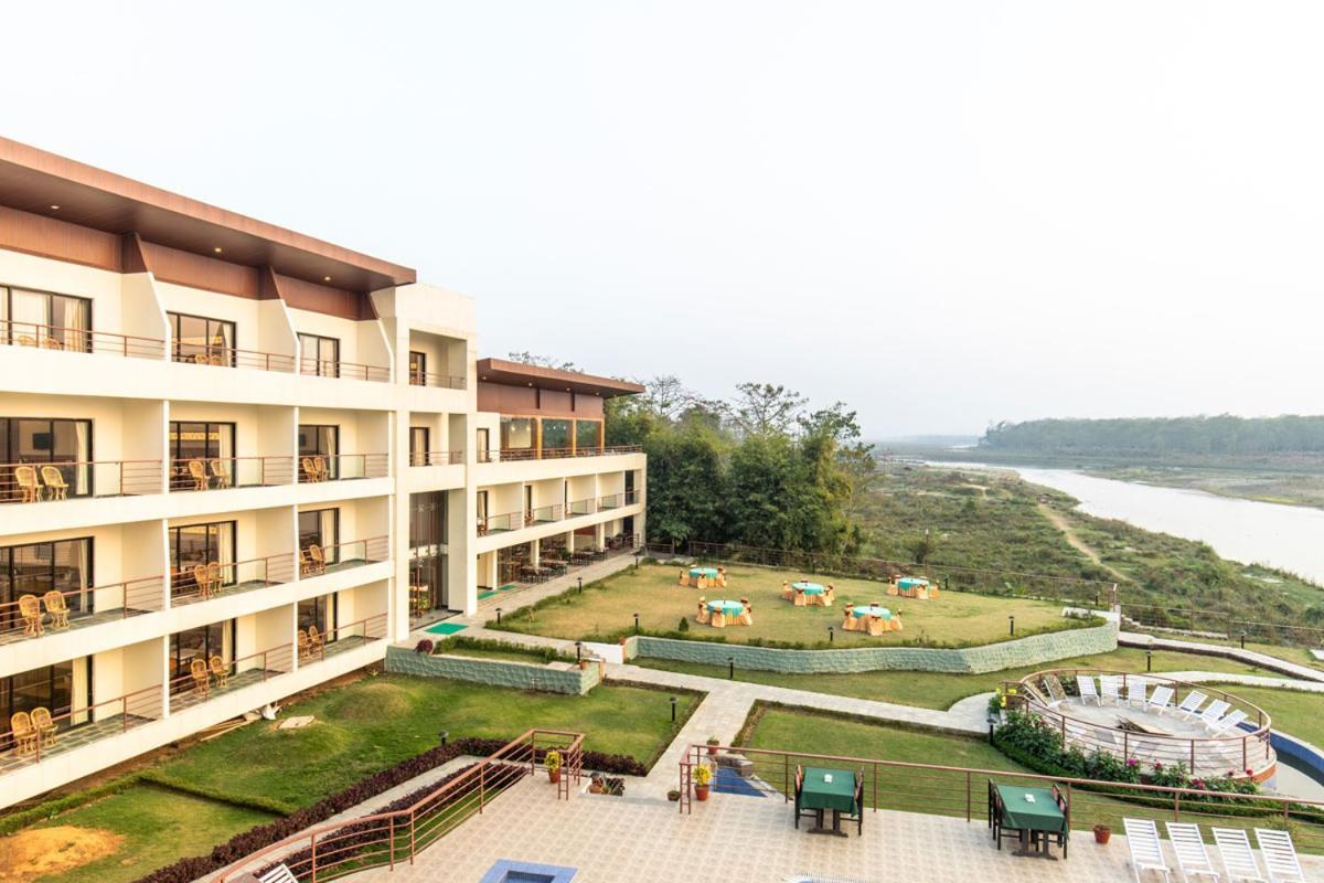 Park Safari Resort, Chitwan National Park Exterior foto